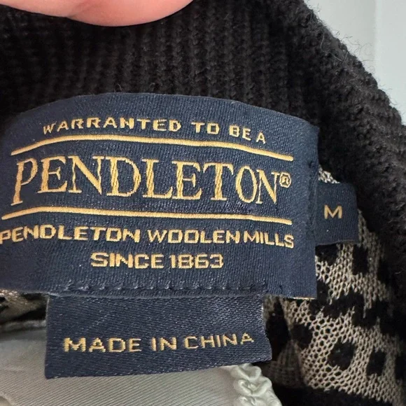 Pendleton Vintage Style Merino Wool Blend Cardigan Black Cream Geometric Medium - Picture 4 of 5